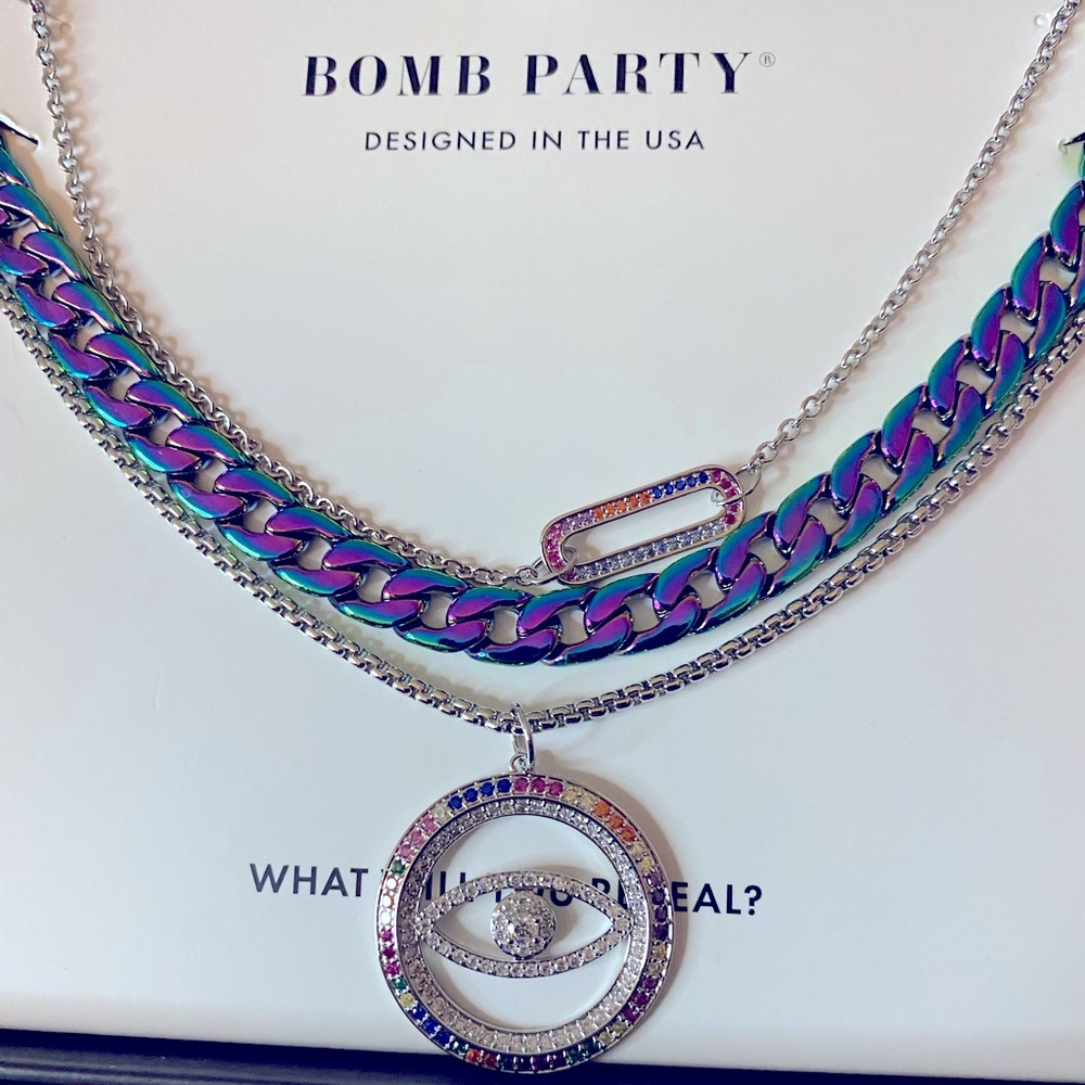 BP Lux Layers 3 necklace combo “No bad vibes”